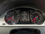Volkswagen Passat-15