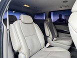 Kia Carnival-18
