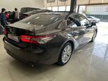 Toyota Camry-9