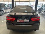 Toyota Camry-11
