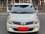 Nissan Tiida-3