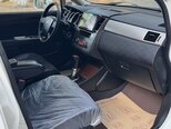 Nissan Tiida-15
