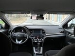 Hyundai Elantra-9