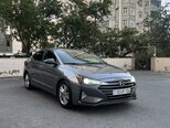 Hyundai Elantra-1