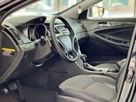 Hyundai Sonata-16