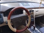 Mercedes E 230-11