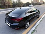 Hyundai Elantra-6