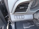 Hyundai Elantra-12