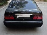 Mercedes E 230-3