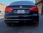 Volkswagen Jetta-2
