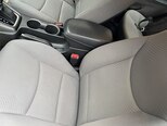 Hyundai Elantra-13