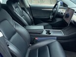 Tesla Model 3-9