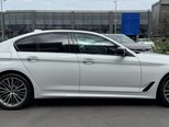 BMW 530e-11