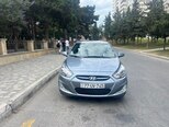 Hyundai Accent-1