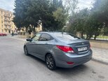 Hyundai Accent-19