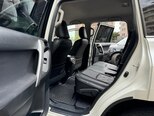 Toyota Land Cruiser Prado-12