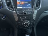 Hyundai Grand Santa Fe-10