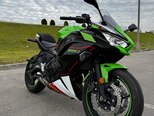 Kawasaki Ninja 650-1