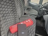 Ford Transit-13