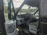 Ford Transit-11