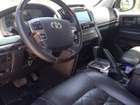 Toyota Land Cruiser-10