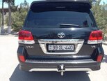 Toyota Land Cruiser-2