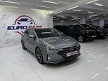 Hyundai Elantra-11