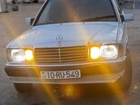 Mercedes 190-10