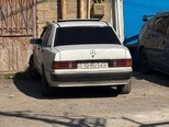 Mercedes 190-11