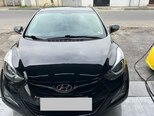 Hyundai Elantra-1