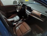 Kia Stonic-12