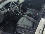 Volkswagen Jetta-10