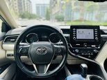 Toyota Camry-9