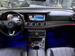 Mercedes E 300-9