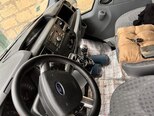 Ford Transit-6