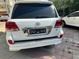 Toyota Land Cruiser-2