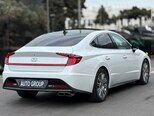 Hyundai Sonata-10