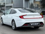 Hyundai Sonata-8