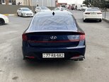 Hyundai Sonata-4