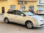 Toyota Prius-2