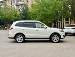 Hyundai Santa Fe-11