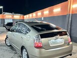 Toyota Prius-5