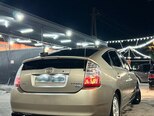 Toyota Prius-4