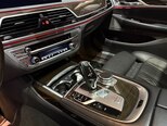 BMW 740-16