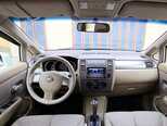 Nissan Tiida-12