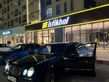 Mercedes E 280-9