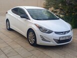 Hyundai Elantra-12