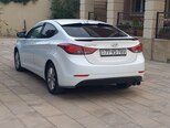Hyundai Elantra-9