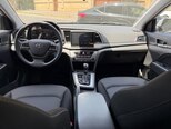 Hyundai Elantra-3