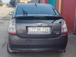 Toyota Prius-7